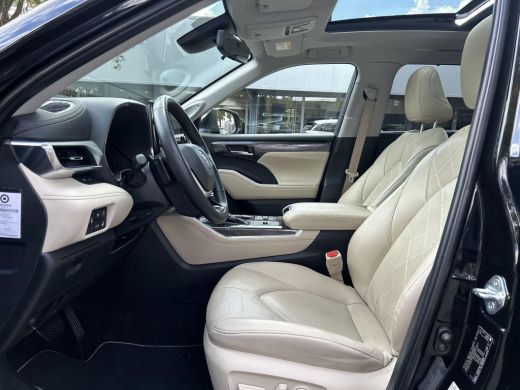 Toyota Highlander 2.5 AWD Hybrid Premium ActivLease financial lease