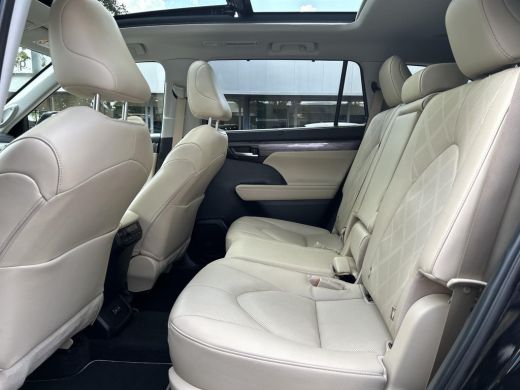 Toyota Highlander 2.5 AWD Hybrid Premium ActivLease financial lease