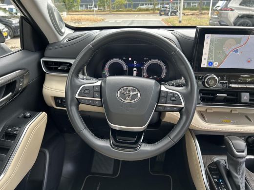 Toyota Highlander 2.5 AWD Hybrid Premium ActivLease financial lease