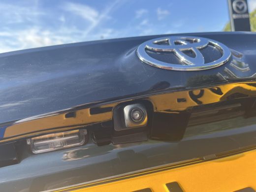 Toyota Yaris 1.5 Hybrid 115 Dynamic | Comfort pack | Navigatie | CarPlay ActivLease financial lease