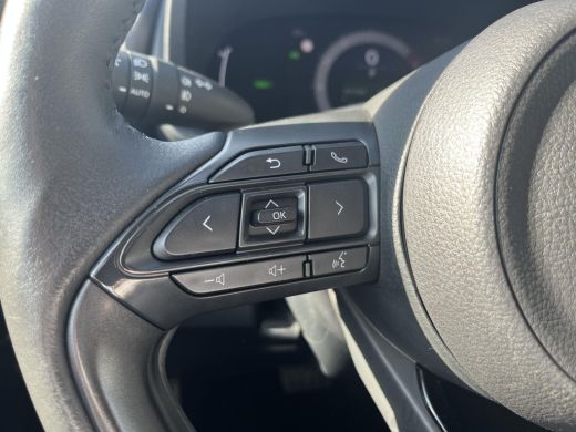 Toyota Yaris 1.5 Hybrid 115 Dynamic | Comfort pack | Navigatie | CarPlay ActivLease financial lease