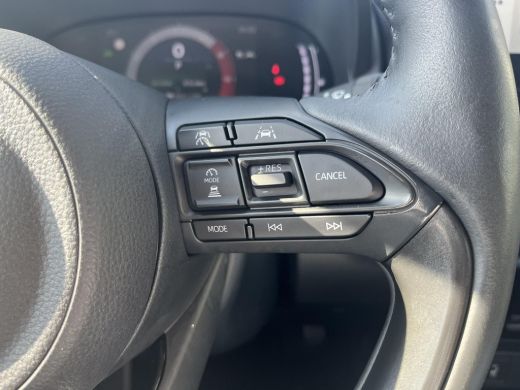 Toyota Yaris 1.5 Hybrid 115 Dynamic | Comfort pack | Navigatie | CarPlay ActivLease financial lease