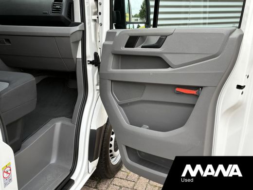 Volkswagen Crafter 30 2.0 TDI L3H2 Cruise Camera Carplay Trekhaak Voorruitverwarming ActivLease financial lease