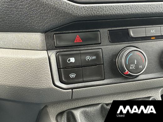 Volkswagen Crafter 30 2.0 TDI L3H2 Cruise Camera Carplay Trekhaak Voorruitverwarming ActivLease financial lease