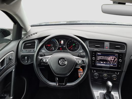 Volkswagen e-Golf E-DITION | 91,25% SoH | Warmtepomp | LED | Adaptieve CC | Parkeersensoren | Full map navigatie | ... ActivLease financial lease