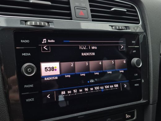 Volkswagen e-Golf E-DITION | 91,25% SoH | Warmtepomp | LED | Adaptieve CC | Parkeersensoren | Full map navigatie | ... ActivLease financial lease