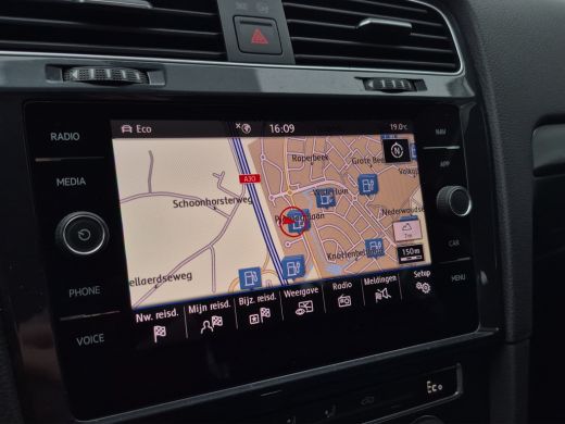 Volkswagen e-Golf E-DITION | 91,25% SoH | Warmtepomp | LED | Adaptieve CC | Parkeersensoren | Full map navigatie | ... ActivLease financial lease