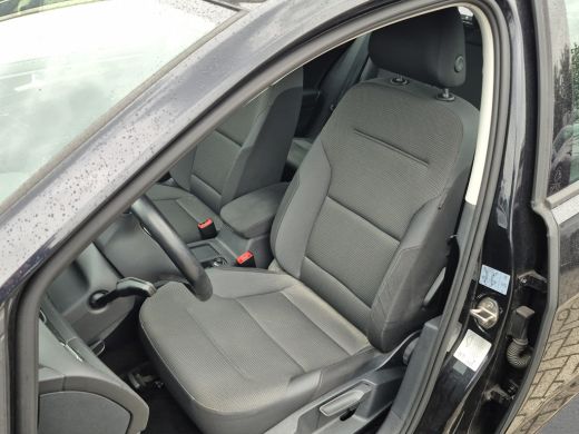 Volkswagen e-Golf E-DITION | 91,25% SoH | Warmtepomp | LED | Adaptieve CC | Parkeersensoren | Full map navigatie | ... ActivLease financial lease
