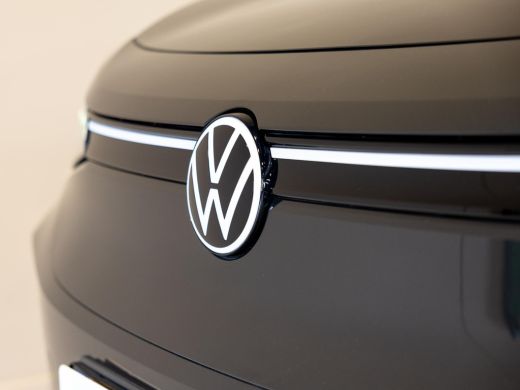 Volkswagen ID.4 First 77 kWh SOH 92% / 204pk / Warmtepomp / Stoelverwarming / Achteruitrij camera / ActivLease financial lease