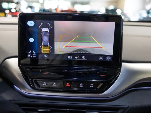 Volkswagen ID.4 First 77 kWh SOH 92% / 204pk / Warmtepomp / Stoelverwarming / Achteruitrij camera / ActivLease financial lease
