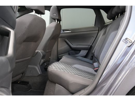 Volkswagen Polo 1.0 TSI 95pk R-Line Edition | Panoramadak | Camera | Parkeerhulp | Carplay |  | Adaptive Cruise | ActivLease financial lease