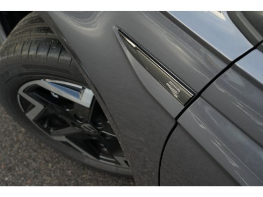Volkswagen Polo 1.0 TSI 95pk R-Line Edition | Panoramadak | Camera | Parkeerhulp | Carplay |  | Adaptive Cruise | ActivLease financial lease
