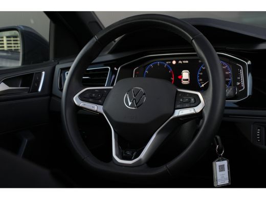 Volkswagen Polo 1.0 TSI 95pk R-Line Edition | Panoramadak | Camera | Parkeerhulp | Carplay |  | Adaptive Cruise | ActivLease financial lease