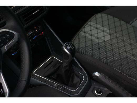 Volkswagen Polo 1.0 TSI 95pk R-Line Edition | Panoramadak | Camera | Parkeerhulp | Carplay |  | Adaptive Cruise | ActivLease financial lease