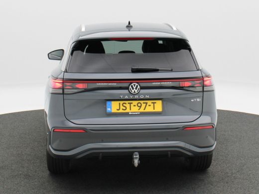 Volkswagen Tayron Life Edition 1.5 eTSi 150 Pk Automaat 7-Persoons | Trekhaak | Stoel & Stuur Verwarming | 19" Inch... ActivLease financial lease
