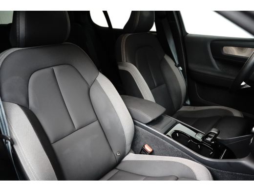 Volvo  C40 Ultimate Recharge Pure Electric 2WD | Harman Kardon | 360 Camera | Stoel + Stuur Verwarming | Tre... ActivLease financial lease