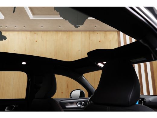 Volvo  C40 Ultimate Recharge Pure Electric 2WD | Harman Kardon | 360 Camera | Stoel + Stuur Verwarming | Tre... ActivLease financial lease
