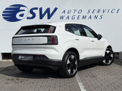 Volvo  EX30 Single Motor Extended Range Core 69 kWh | ACC | Parelmoer | Camera | 18 inch ActivLease financial lease