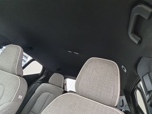 Volvo  XC40 Single Motor Extended Range Plus 82 kWh Black Edition | Tailord Wool | UNIEK! | 20'' | All-Season ActivLease financial lease
