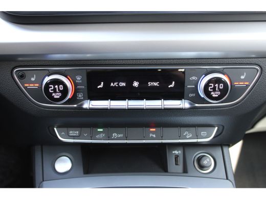 Audi Q5 Sportback 55 TFSI e S edition SOh 92,9% S-LINE LEER NAVI HUD TREKHAAK 90000KM!!! ActivLease financial lease