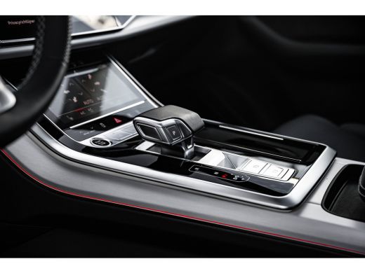 Audi Q7 TFSI-e Quattro Pro Line S | Vierwielsturing | Panoramadak | Advanced onderstel |  HUD | Remote pa... ActivLease financial lease