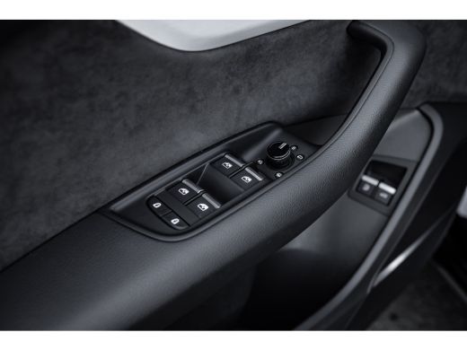 Audi Q7 TFSI-e Quattro Pro Line S | Vierwielsturing | Panoramadak | Advanced onderstel |  HUD | Remote pa... ActivLease financial lease