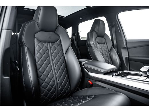 Audi Q7 TFSI-e Quattro Pro Line S | Vierwielsturing | Panoramadak | Advanced onderstel |  HUD | Remote pa... ActivLease financial lease
