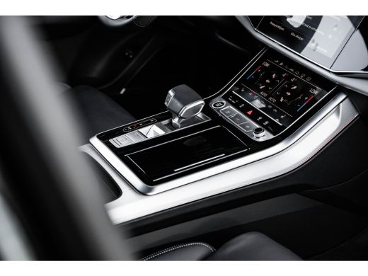 Audi Q7 TFSI-e Quattro Pro Line S | Vierwielsturing | Panoramadak | Advanced onderstel |  HUD | Remote pa... ActivLease financial lease