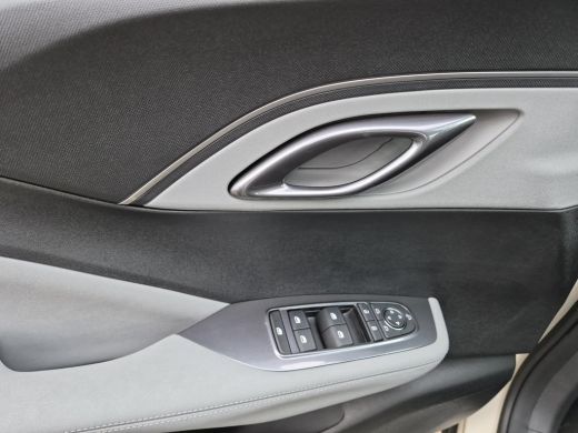 BYD DOLPHIN SURF Boost 43 kWh | &euro;2000 Voordeel | 320 KM WLTP | Achteruitrijcamera | Adaptive cruise control | Elek... ActivLease financial lease