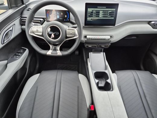 BYD DOLPHIN SURF Boost 43 kWh | &euro;2000 Voordeel | 320 KM WLTP | Achteruitrijcamera | Adaptive cruise control | Elek... ActivLease financial lease