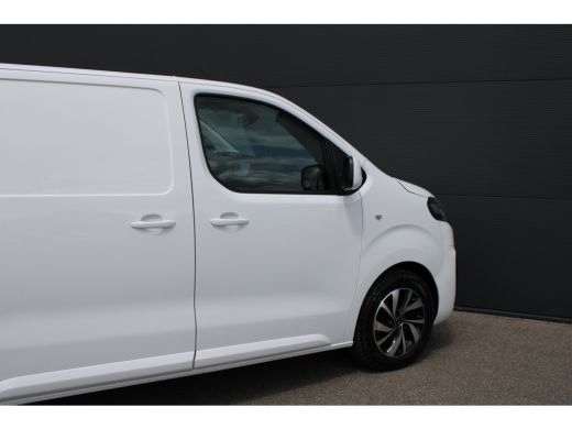 Citroën Jumpy 2.0 BlueHDI 120 M Driver | Navigatie | Camera | 3-Zits | Climate control | Lichtmetaal | Trekhaak... ActivLease financial lease