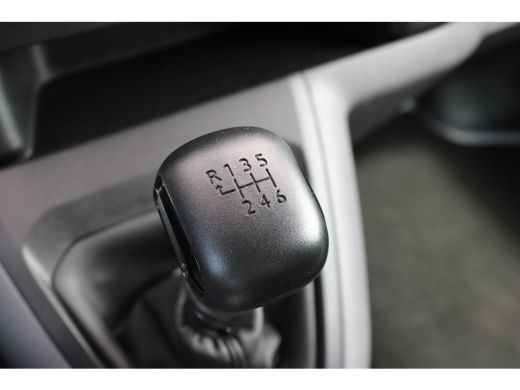 Citroën Jumpy 2.0 BlueHDI 120 M Driver | Navigatie | Camera | 3-Zits | Climate control | Lichtmetaal | Trekhaak... ActivLease financial lease