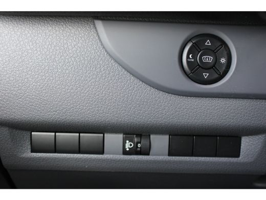 Citroën Jumpy 2.0 BlueHDI 120 M Driver | Navigatie | Camera | 3-Zits | Climate control | Lichtmetaal | Trekhaak... ActivLease financial lease