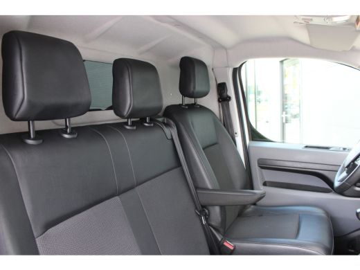 Citroën Jumpy 2.0 BlueHDI 120 M Driver | Navigatie | Camera | 3-Zits | Climate control | Lichtmetaal | Trekhaak... ActivLease financial lease