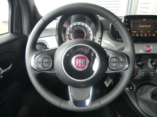 Fiat 500C 1.0 Hybrid Club | ELEKTRISCH SCHUIFDAK | PARKEERSENSOREN | CRUISE | AIRCO | APPLE CARPLAY / ANDRO... ActivLease financial lease
