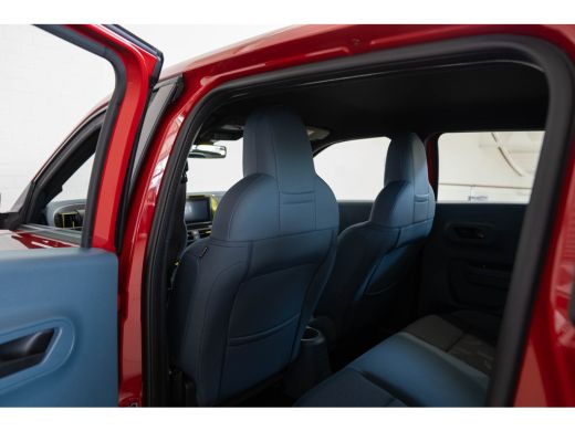 Fiat Grande Panda RED 11kW 44 kWh | SOH 100% | Tot 8 Jaar Garantie | 3-Fase | Apple Carplay & Android Auto | Parkee... ActivLease financial lease