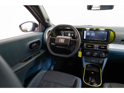 Fiat Grande Panda RED 11kW 44 kWh | SOH 100% | Tot 8 Jaar Garantie | 3-Fase | Apple Carplay & Android Auto | Parkee... ActivLease financial lease