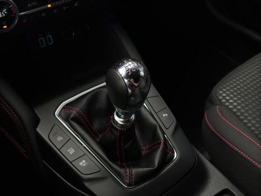 Ford Focus 1.0 Hybrid ST Line X | Stoelverwarming | Cruise Control | Apple Carplay | Camera | Navigatie | Ac... ActivLease financial lease