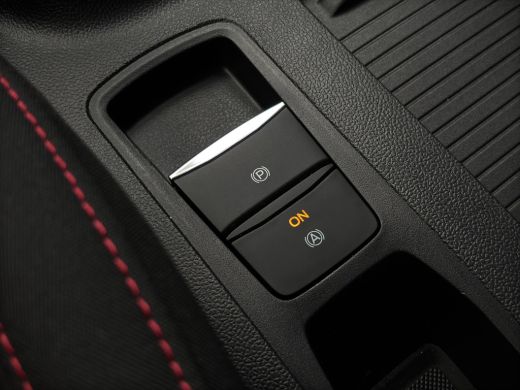 Ford Focus 1.0 Hybrid ST Line X | Stoelverwarming | Cruise Control | Apple Carplay | Camera | Navigatie | Ac... ActivLease financial lease