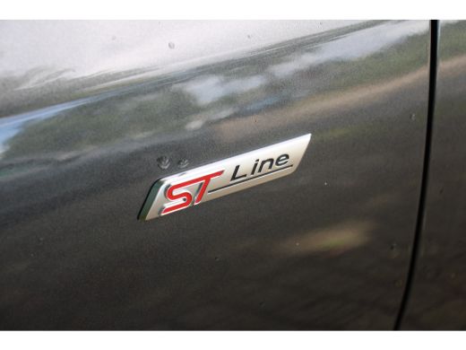 Ford Focus 1.0EB Hybrid ST Line | NL-AUTO! | 1E EIGENAAR! | WINTERPACK | CRUISE | PARK SENS V+A | LANE ASSIS... ActivLease financial lease