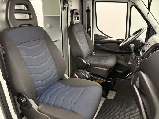 Iveco Daily 35S14 2.3 410 | Foodtruck | Verkoopwagen | Patatkraam | Eventtruck | Snackwagen | Viskraam | Zijd... ActivLease financial lease