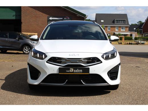 Kia Ceed Sportswagon 1.6 GDI PHEV PREMIUM NW TYPE PANO LEER LED NAVI 69000KM!!! ActivLease financial lease