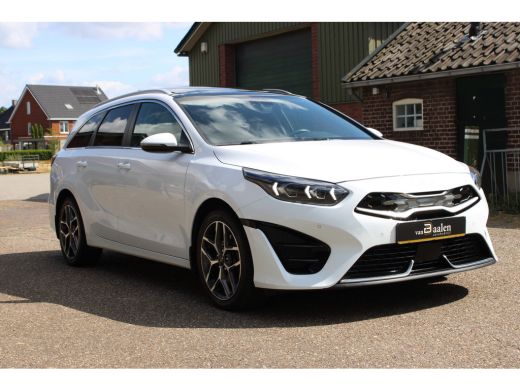 Kia Ceed Sportswagon 1.6 GDI PHEV PREMIUM NW TYPE PANO LEER LED NAVI 69000KM!!! ActivLease financial lease