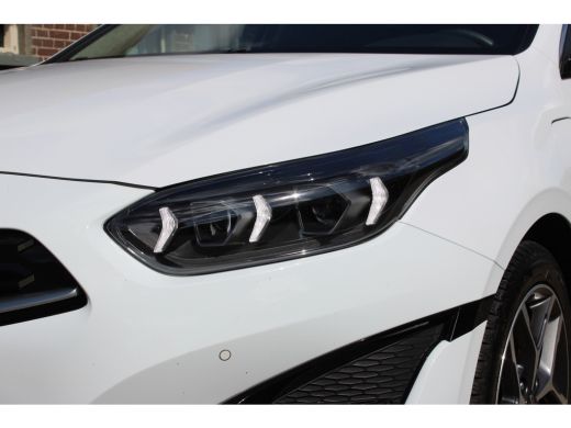 Kia Ceed Sportswagon 1.6 GDI PHEV PREMIUM NW TYPE PANO LEER LED NAVI 69000KM!!! ActivLease financial lease