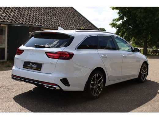 Kia Ceed Sportswagon 1.6 GDI PHEV PREMIUM NW TYPE PANO LEER LED NAVI 69000KM!!! ActivLease financial lease