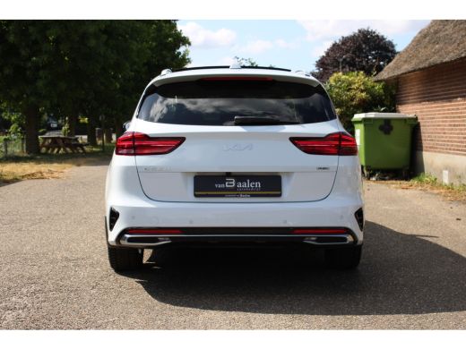 Kia Ceed Sportswagon 1.6 GDI PHEV PREMIUM NW TYPE PANO LEER LED NAVI 69000KM!!! ActivLease financial lease