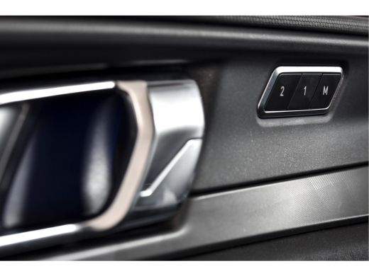 Lynk & Co 01 1.5 PHEV 261 PK MY23 | Blackpakket | Donkere hemel | 360 Camera | 7.4 kWh boordlader | S/K-panoda... ActivLease financial lease