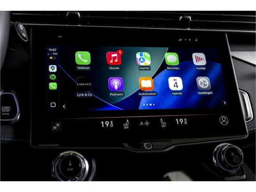 Lynk & Co 01 1.5 PHEV 261 PK MY23 | Blackpakket | Donkere hemel | 360 Camera | 7.4 kWh boordlader | S/K-panoda... ActivLease financial lease