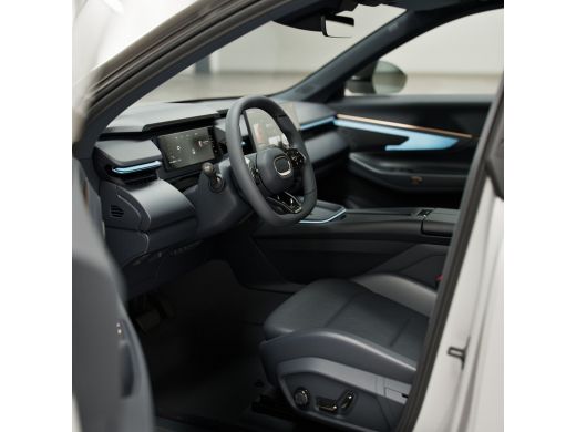 Lynk & Co 08 1.5 Business Edition | 11 kW lader | Alarmsysteem | Apple Carplay/Android Auto|telefoonintegratie... ActivLease financial lease