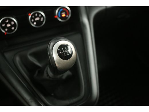 Mercedes-Benz Citan 110 Pro 102PK | Benzine | 3 Zits | Airco | Cruise | Carplay | Trekhaak | Parkeersens. ActivLease financial lease